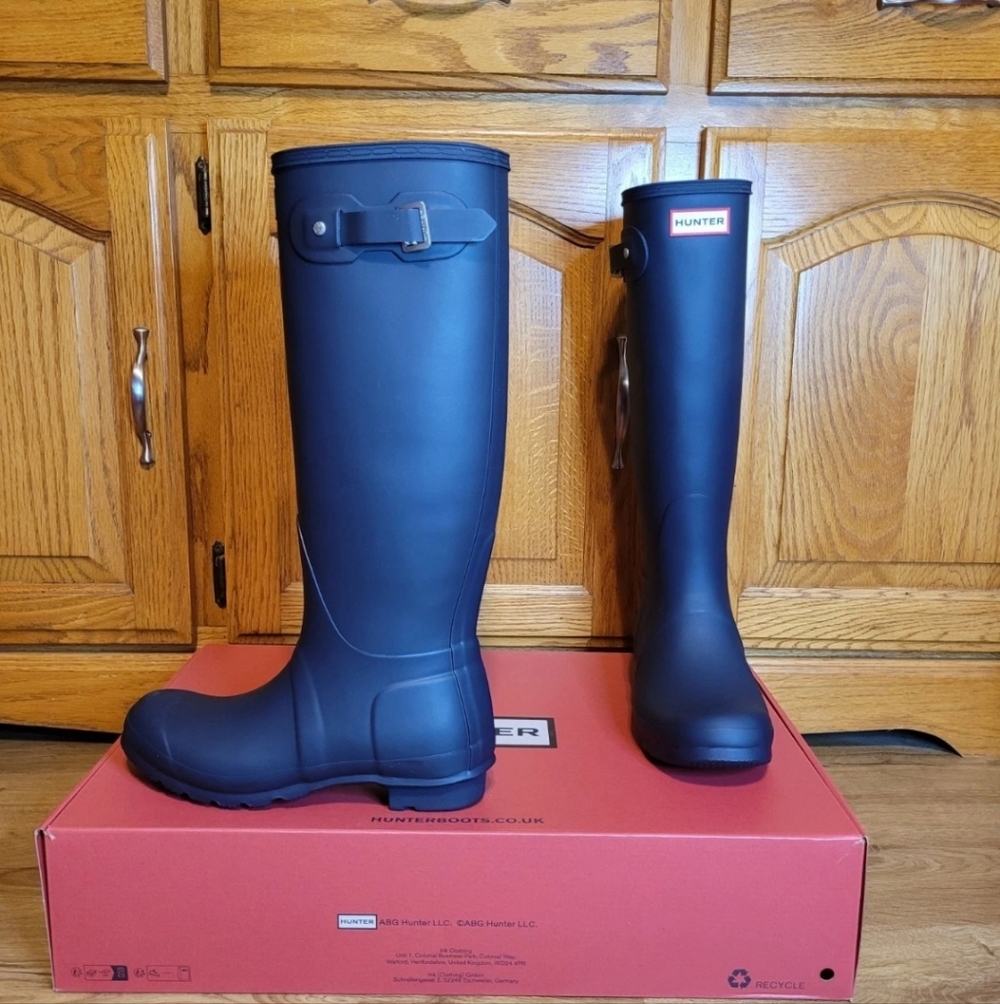 Hunter Womens Size 7 Original Tall Adjustable Buckle Rain Boots Matte Navy Blue